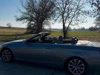 Gebraucht BMW 325 Cabriolet 218 PS (160 kW) 2007 Grau Cabrio