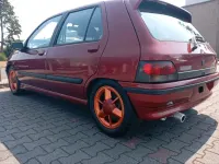 Gebraucht Renault Clio 90 PS (66 kW) 1995 Rot Kleinwagen