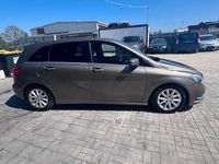 Gebraucht Mercedes B200 156 PS (114 kW) 2012 Braun Van / Kleinbus