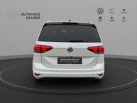 Gebraucht VW Touran IQ Drive 116 PS (85 kW) 2019 Weiss Van / Kleinbus