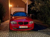 Gebraucht BMW 118 143 PS (105 kW) 2010 Rot Kleinwagen