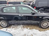 Gebraucht Alfa Romeo 147 105 PS (77 kW) 2010 Schwarz Kleinwagen