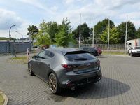 Neu Mazda 3 Nagisa 140 PS (102 kW) 2025 Grau Limousine