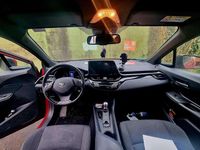 Second-hand Toyota C-HR 98 CP (72 kW) 2017 Roșu SUV