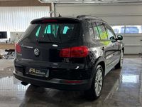 Second-hand VW Tiguan Trendline 122 CP (89 kW) 2012 Negru SUV