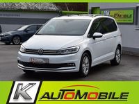 Gebraucht VW Touran 150 PS (110 kW) 2023 Weiß Van / Kleinbus
