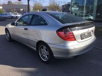 Gebraucht Mercedes C180 143 PS (105 kW) 2001 Schwarz Coupé
