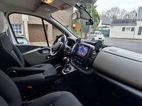 Gebraucht Renault Trafic Expression 145 PS (106 kW) 2018 Weiß Van / Kleinbus
