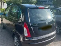 Gebraucht Lancia Musa 95 PS (69 kW) 2012 Schwarz Van / Kleinbus