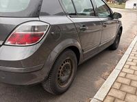 Gebraucht Opel Astra 90 PS (66 kW) 2009 Grau Kleinwagen