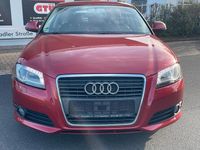 Gebraucht Audi A3 Ambition 105 PS (77 kW) 2010 Rot Kleinwagen