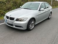 Gebraucht BMW 325 218 PS (160 kW) 2005 Limousine