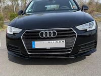 Gebraucht Audi A4 Basis 150 PS (110 kW) 2018 Schwarz Kombi