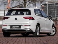 Gebraucht VW Golf VIII Active 131 PS (96 kW) 2021 Weiß Limousine
