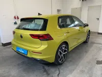 Second-hand VW Golf VII Life 150 CP (110 kW) 2020 Galben Berlinǎ