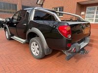 Gebraucht Mitsubishi L200 Intense 167 PS (122 kW) 2008 Schwarz Pickup