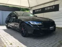 Gebraucht BMW 550 530 PS (389 kW) 2021 Schwarz Limousine