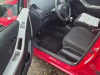 Gebraucht Toyota Yaris 70 PS (51 kW) 2007 Rot Kleinwagen