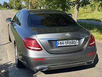 Gebraucht Mercedes E220 194 PS (142 kW) 2018 Grau Limousine