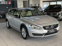 Gebraucht Volvo V60 CC Momentum 150 PS (110 kW) 2015 Silber Kombi