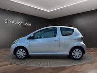 Gebraucht Toyota Aygo Cool 68 PS (50 kW) 2013 Silber Kleinwagen