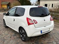 Gebraucht Renault Twingo 75 PS (55 kW) 2012 Weiß Kleinwagen