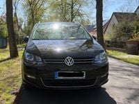 Second-hand VW Sharan 170 CP (125 kW) 2012 Negru Monovolum