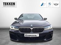 Gebraucht BMW 550 530 PS (389 kW) 2022 Carbonschwarz Limousine