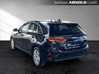 Gebraucht Kia Ceed 140 PS (102 kW) 2024 Zilinaschwarz met. Kleinwagen