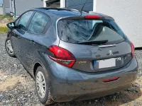 Gebraucht Peugeot 208 82 PS (60 kW) 2017 Grau Kleinwagen