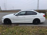 Gebraucht BMW 320 Efficient Dynamics 163 PS (119 kW) 2017 Weiß Limousine