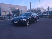 Gebraucht BMW 520 Luxury Line 190 PS (139 kW) 2015 Blau Limousine