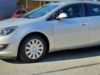 Gebraucht Opel Astra Exklusiv 140 PS (102 kW) 2016 Silber Kombi
