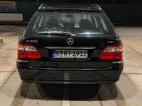 Gebraucht Mercedes E280 Avantgarde 190 PS (139 kW) 2005 Schwarz Limousine