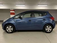 Gebraucht Kia Venga Attract 90 PS (66 kW) 2012 Blau Kleinwagen