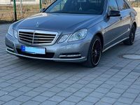 Gebraucht Mercedes E350 265 PS (194 kW) 2012 Silber Limousine