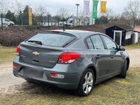 Gebraucht Chevrolet Cruze LT 141 PS (103 kW) 2012 Silber Limousine