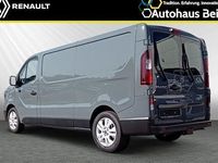 Neu Renault Trafic Komfort 150 PS (110 kW) 2025 Grau Van / Kleinbus