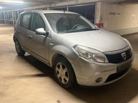 Gebraucht Dacia Sandero 75 PS (55 kW) 2008 Silber Kleinwagen