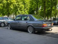 Gebraucht BMW 524 116 PS (85 kW) 1987 Grau Limousine