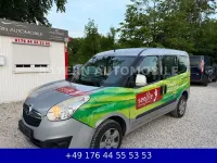 Gebraucht Opel Combo Edition 105 PS (77 kW) 2014 Silber Van / Kleinbus