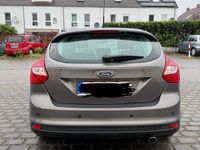 Gebraucht Ford Focus 140 PS (102 kW) 2011 Braun Limousine