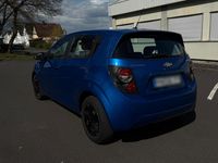 Gebraucht Chevrolet Aveo 101 PS (74 kW) 2012 Blau Limousine