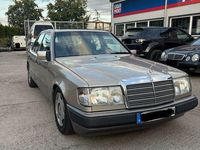 Gebraucht Mercedes E230 132 PS (97 kW) 1990 Andere farben Limousine