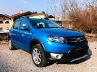 Gebraucht Dacia Sandero Stepway 90 PS (66 kW) 2013 Blau Kleinwagen