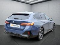 Gebraucht BMW 520 197 PS (144 kW) 2024 Blau Kombi