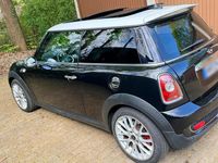 Gebraucht Mini John Cooper Works 210 PS (154 kW) 2010 Schwarz Kleinwagen