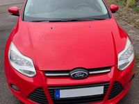 Gebraucht Ford Focus Trend 95 PS (69 kW) 2011 Rot Kombi