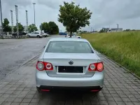 Gebraucht VW Jetta 150 PS (110 kW) 2007 Silber Limousine