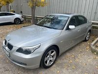 Gebraucht BMW 523 190 PS (139 kW) 2009 Silber Limousine
